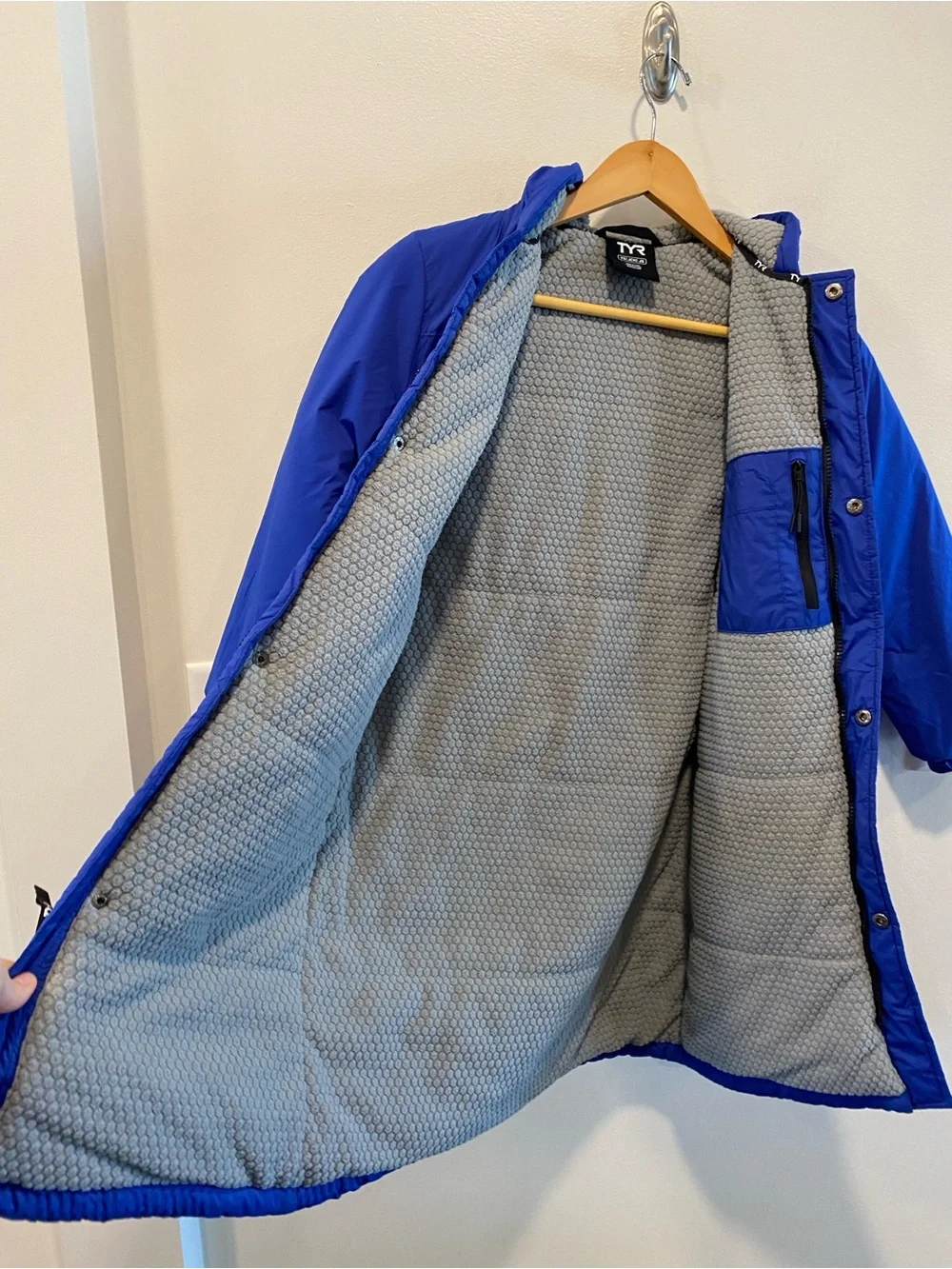 TYR Tech Youth Hydrosphere Parka youth small blue swim team jacket